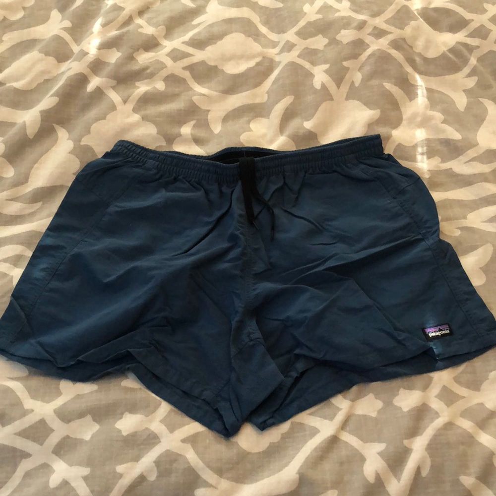 Patagonia baggies 5”